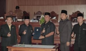 29 Propemperda Kota Lubuklinggau Disahkan Langsung Oleh DPRD