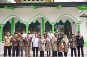 Studi Wawasan di Desa Ngadiwono Pasuruan Wabup Bersama FKUB Kunjungi Tiga Tempat Ibadah