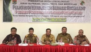 Sekda Buka Pelatihan Manajemen Service Exelent