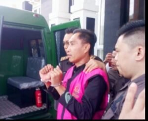 Ditetapkan Tersangka, Kades di Siulak Kerinci Langsung Ditahan
