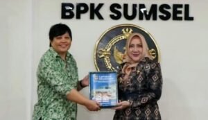 Bupati Ratna Machmud Serahkan LKPD ke BPK, Optimis Kembali Raih Opini WTP ke-9