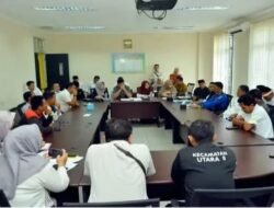 Komisi I DPRD Kota Lubuklinggau Terima Audiensi Forum Honorer R3 Paruh Waktu.