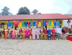 Berpakaian Adat Nusantara SDN 1 Sukamenang Sukses Dalam Memperingati Hardiknas 2025