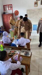Launching Program Makan Bergizi Gratis di kecamatan karang jaya :, Dorong Kesehatan dan Pendidikan Anak