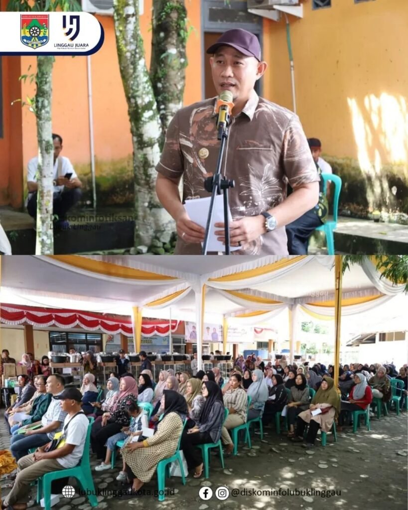 Wali Kota Lubuk Linggau Serahkan 100 Paket Bantuan Usaha Ekonomi Produktif dari Dinas Sosial Provinsi Sumsel