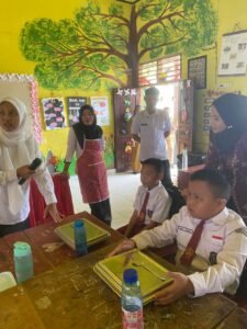 TIM SPPG Terusan Monitoring Ke SD Negeri 1 Sukamenang